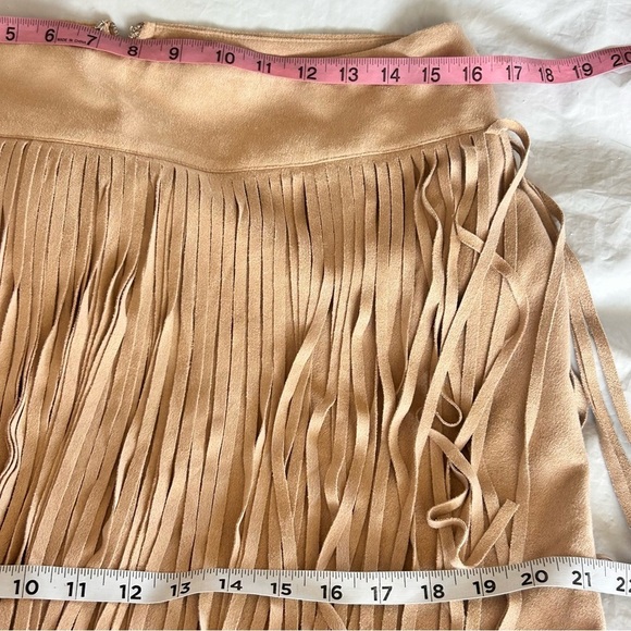 VOCAL Tiered Fringe Faux Suede Knee Length Skirt Size L Tan Western Boho NWT - Picture 11 of 13